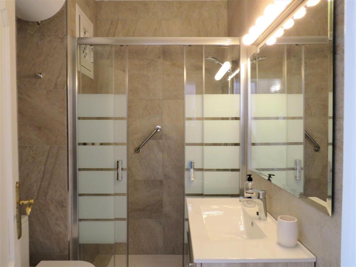 Elizabeth Beach Apartment With Seaviews! Torremolinos Ngoại thất bức ảnh