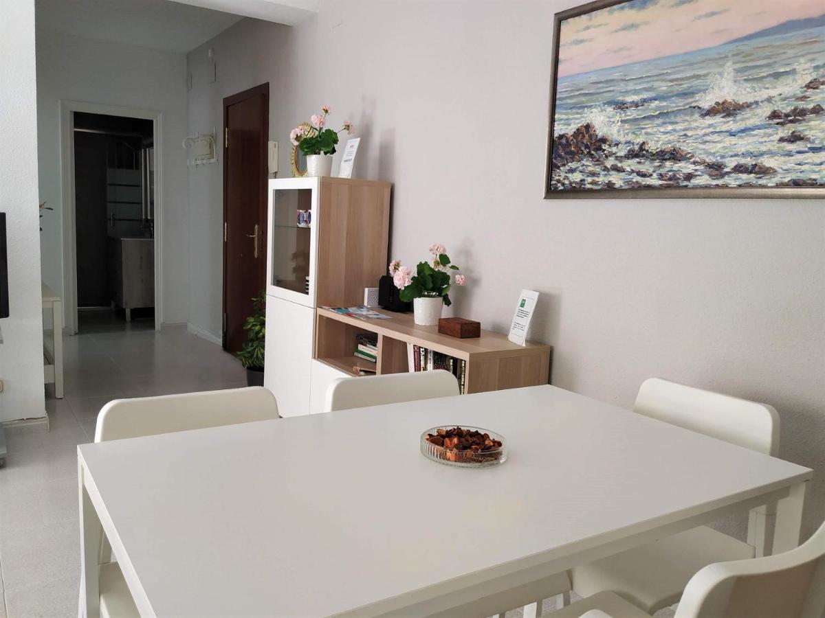 Elizabeth Beach Apartment With Seaviews! Torremolinos Ngoại thất bức ảnh